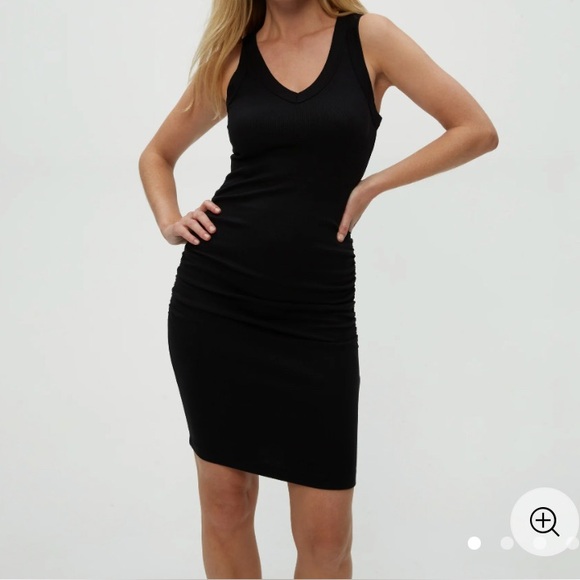 Michael Stars Dresses & Skirts - NWOT Michael Stars Esme Dress in Black - size smallBlack